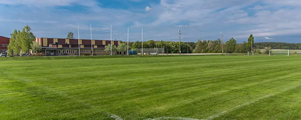 Foto på Åvallen idrottsplats.